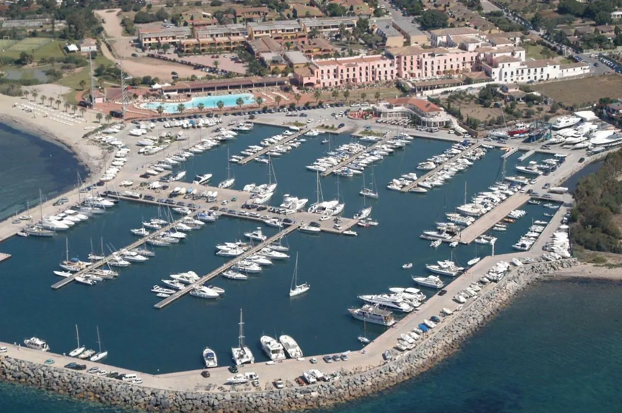 Residenza Bea Villa Flumini di Quartu 0*,